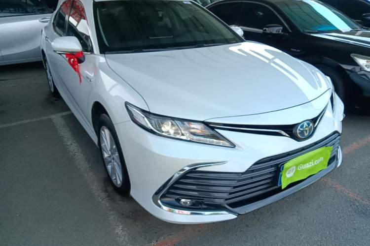 Used Toyota Camry 2021 Dual-Motor 2.5 HGVP Leading Edition Front Right 45 Deg