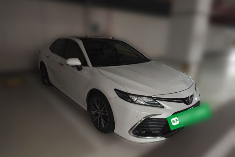 Used Toyota Camry 2021 2.5G Luxury Edition Front Right 45 Deg