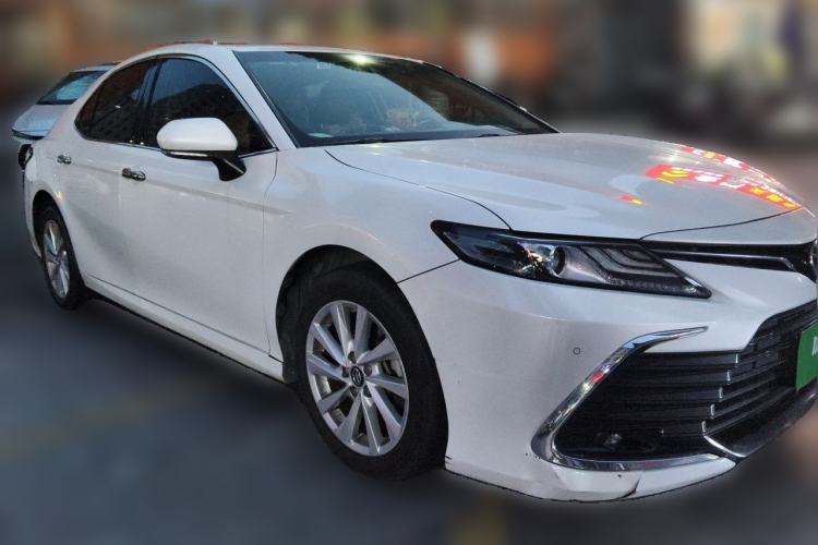 Used Toyota Camry 2021 2.0G Luxury Edition Front Right 45 Deg