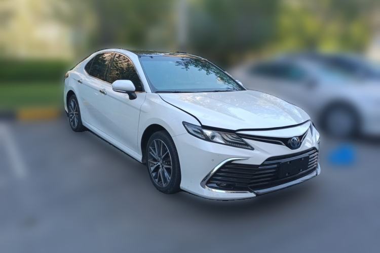 Used Toyota Camry 2021 Dual-Motor 2.5HG Luxury Edition Front Right 45 Deg