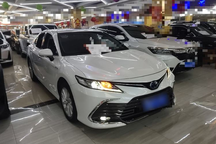 Used Toyota Camry 2021 Dual-Motor 2.5 HGVP Leading Edition Front Right 45 Deg