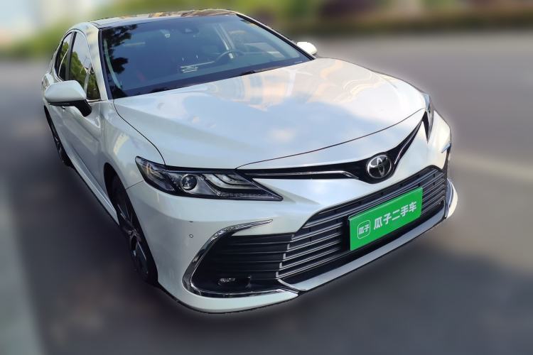 Used Toyota Camry 2021 2.5G Luxury Edition Front Right 45 Deg