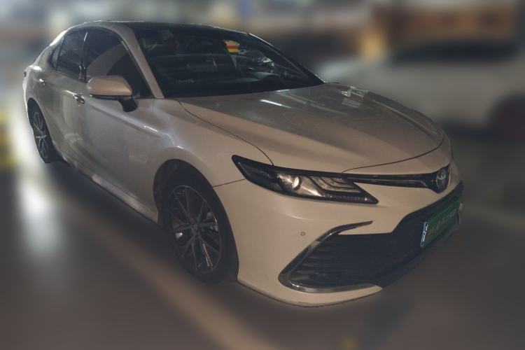 Used Toyota Camry 2021 2.5G Luxury Edition Front Right 45 Deg