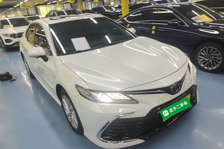 Used Toyota Camry 2021 2.0G Luxury Edition Front Right 45 Deg