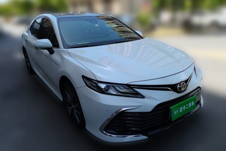 Used Toyota Camry 2021 2.5G Luxury Edition Front Right 45 Deg