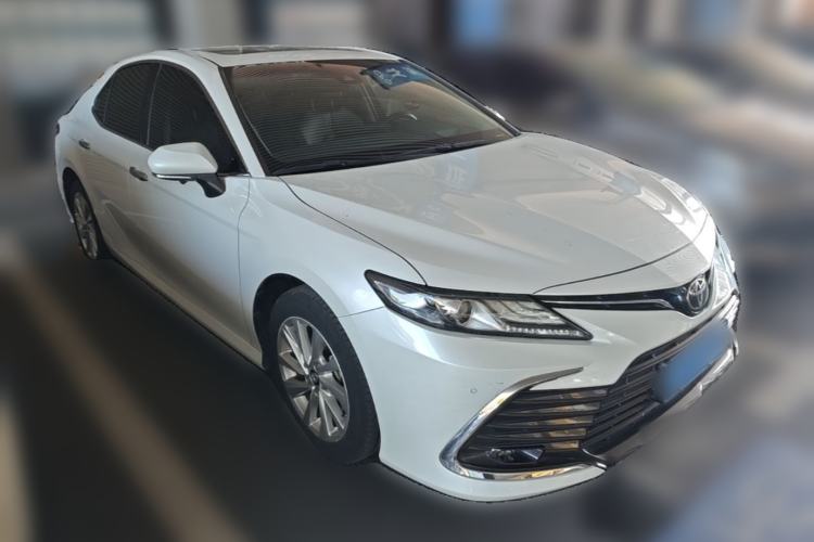 Used Toyota Camry 2021 2.0G Luxury Edition Front Right 45 Deg