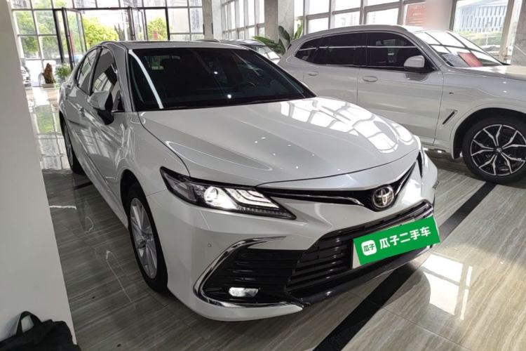 Used Toyota Camry 2021 2.0G Luxury Edition Front Right 45 Deg