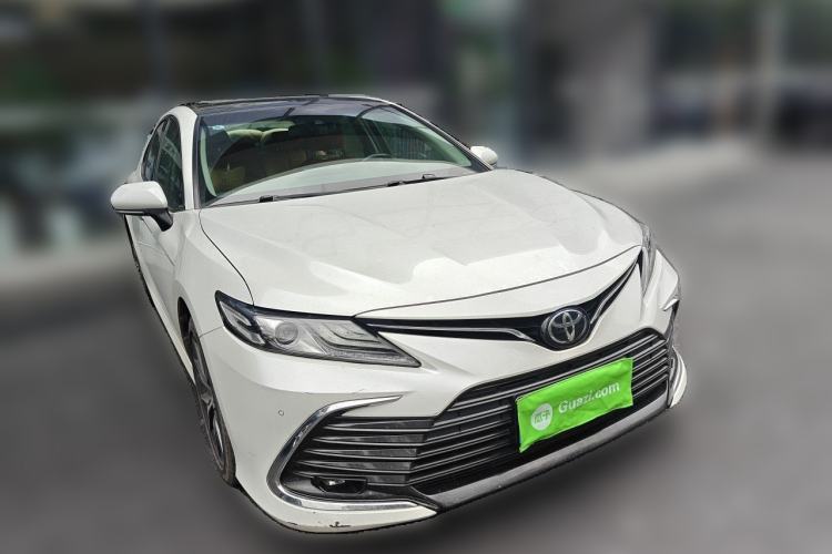 Used Toyota Camry 2021 2.5G Luxury Edition Front Right 45 Deg