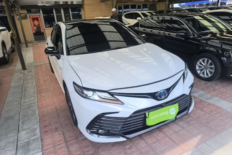 Used Toyota Camry 2021 Dual-Motor 2.5HG Luxury Edition Front Right 45 Deg