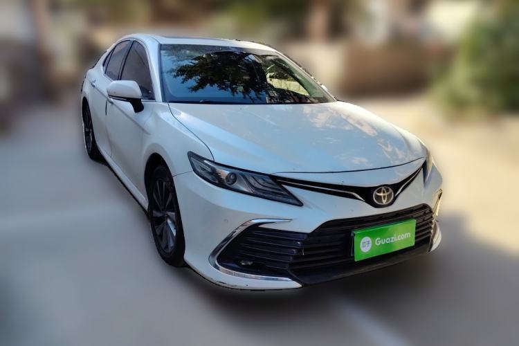 Used Toyota Camry 2021 2.0G Luxury Edition Front Right 45 Deg