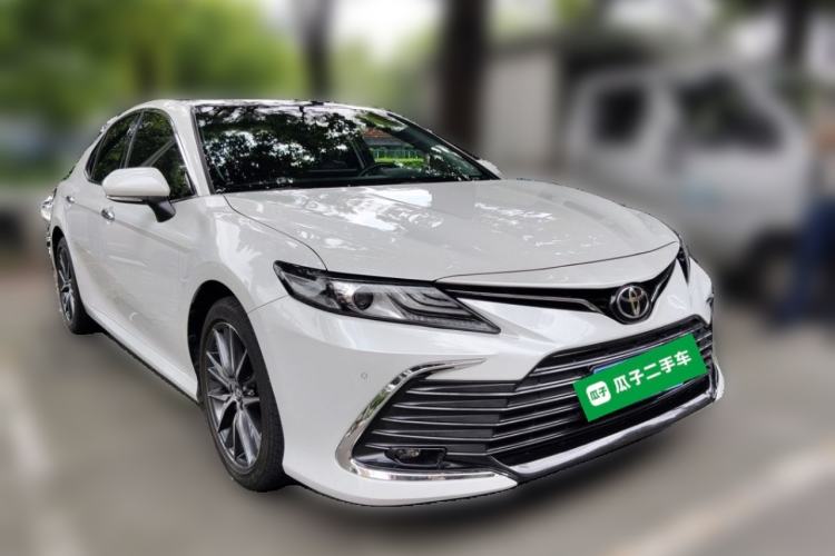 Used Toyota Camry 2021 2.5G Luxury Edition Front Right 45 Deg