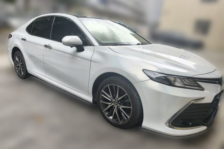 Used Toyota Camry 2021 Dual-Motor 2.5HG Luxury Edition Front Right 45 Deg