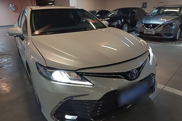 Used Toyota Camry 2021 Dual-Motor 2.5 HGVP Leading Edition Front Right 45 Deg
