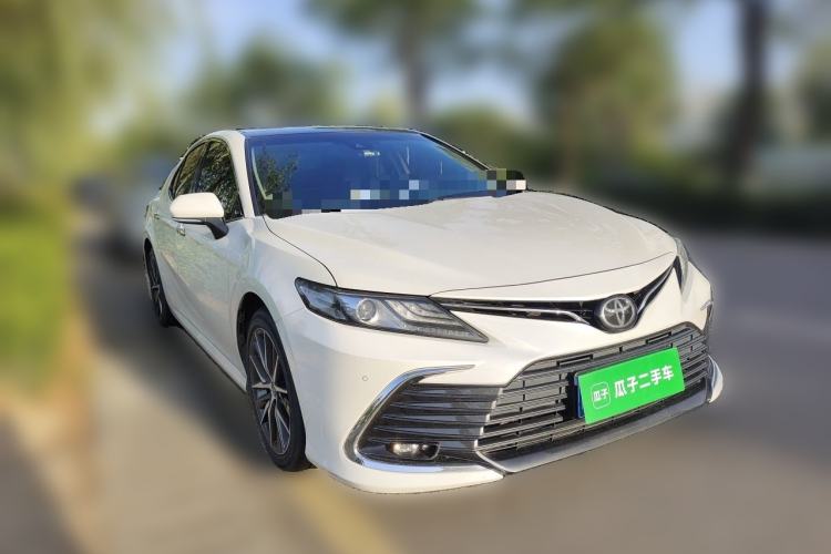 Used Toyota Camry 2021 2.5G Luxury Edition Front Right 45 Deg