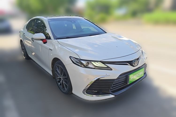Used Toyota Camry 2021 Dual-Motor 2.5HG Luxury Edition Front Right 45 Deg