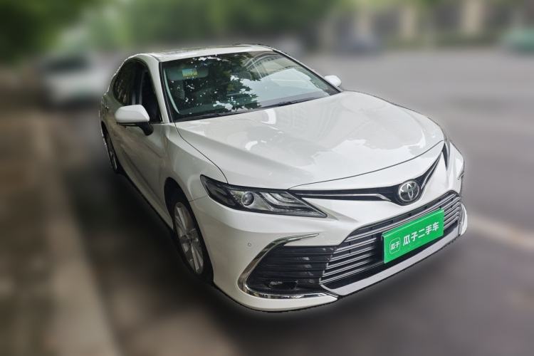 Used Toyota Camry 2021 2.0G Luxury Edition Front Right 45 Deg