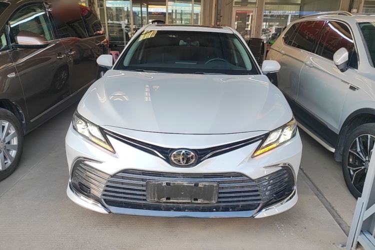 Used Toyota Camry 2021 2.0G Luxury Edition Front