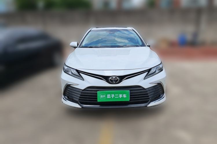 Used Toyota Camry 2021 2.0G Luxury Edition Front