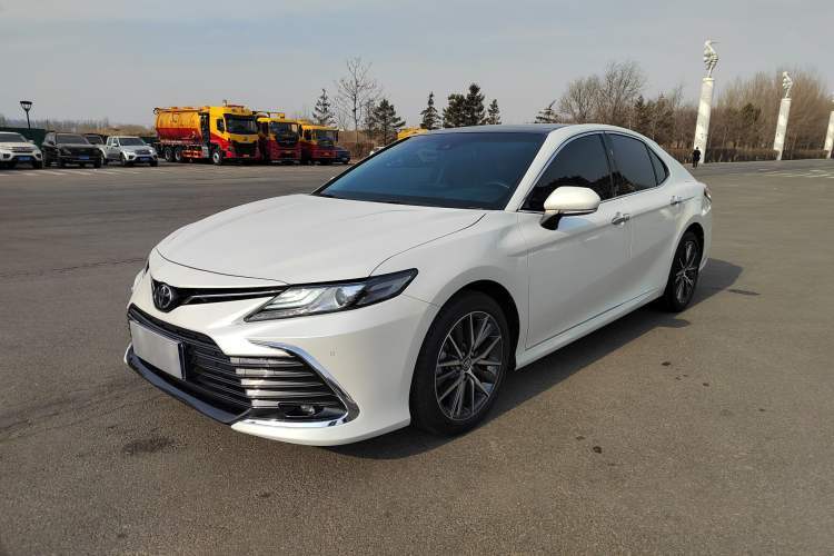 Used Toyota Camry 2021 2.5G Luxury Edition Guazi used car, China used car export, Used car for sale, Used cars, Cheapest cars for sale