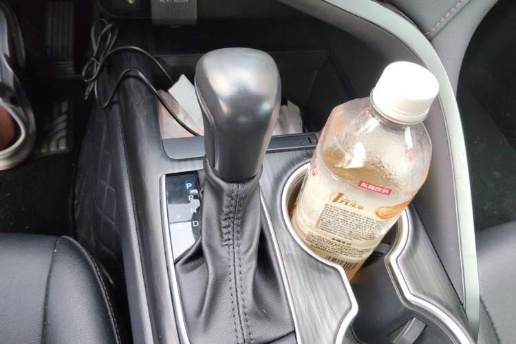 Used Toyota Camry 2021 2.5G Luxury Edition Gear Lever