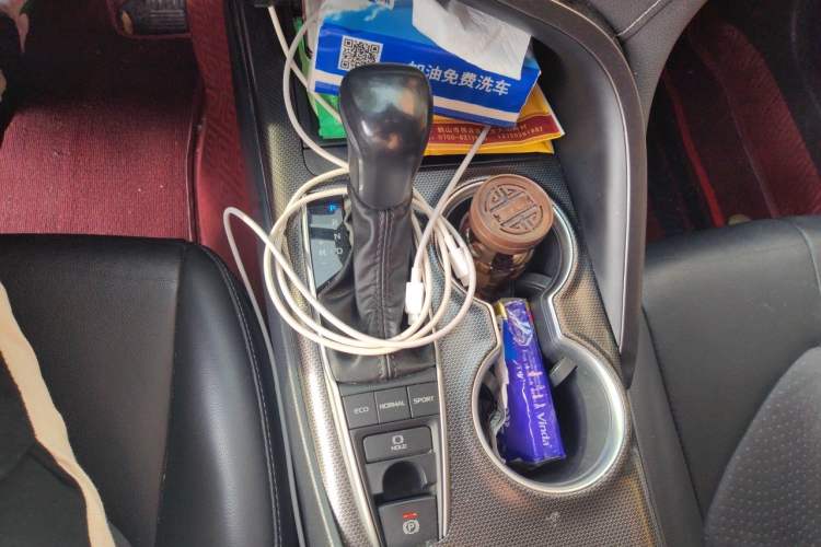 Used Toyota Camry 2021 2.0G Luxury Edition Gear Lever