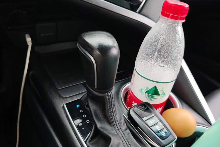 Used Toyota Camry 2021 2.0G Luxury Edition Gear Lever