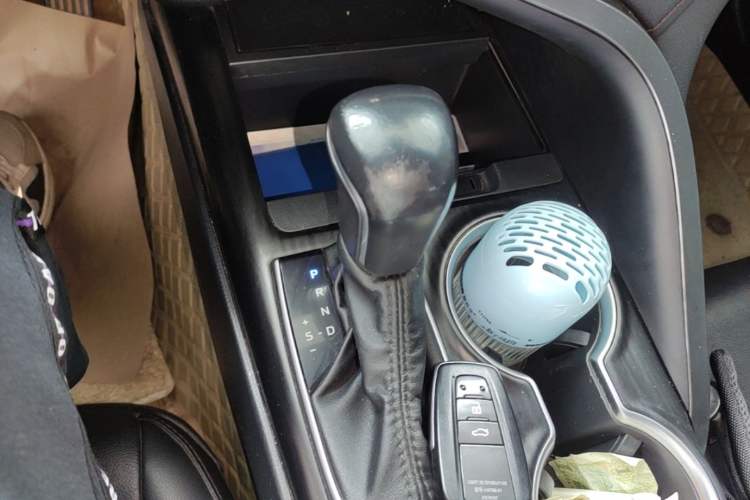 Used Toyota Camry 2021 2.5G Luxury Edition Gear Lever