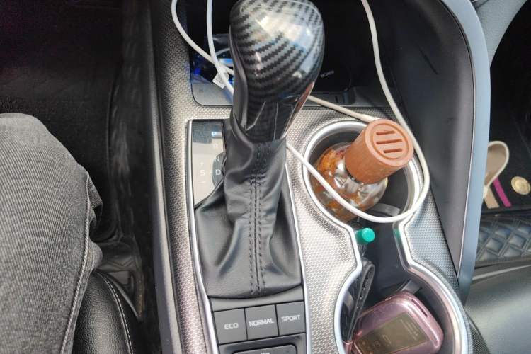Used Toyota Camry 2021 2.5S Fēngshàng Edition Gear Lever