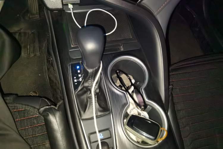 Used Toyota Camry 2021 2.0G Luxury Edition Gear Lever