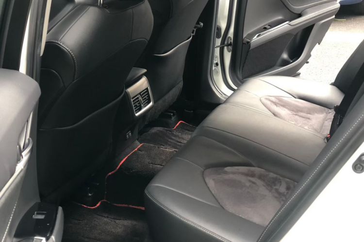 Used Toyota Camry 2021 2.0S FENGSHANG Edition Gear Lever