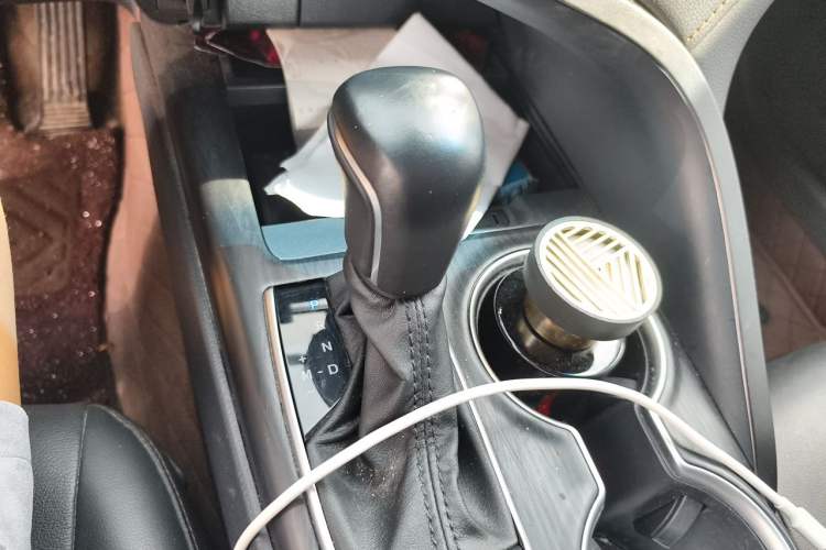 Used Toyota Camry 2021 2.0G Luxury Edition Gear Lever