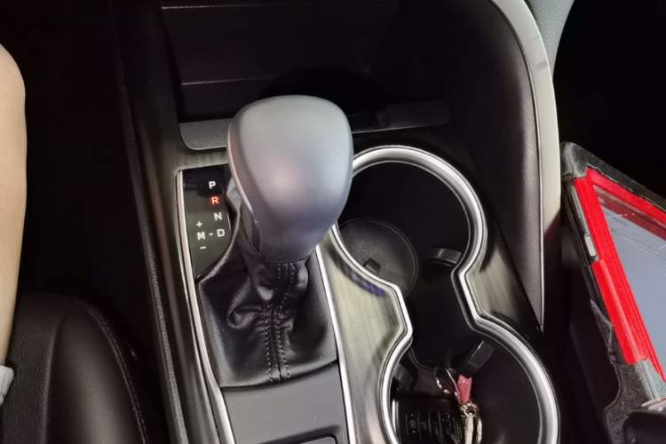 Used Toyota Camry 2021 2.0G Luxury Edition Gear Lever
