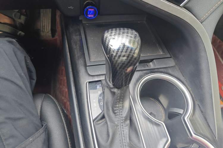 Used Toyota Camry 2021 2.5G Luxury Edition Gear Lever