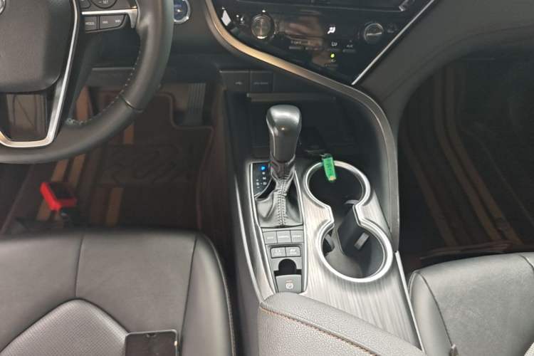 Used Toyota Camry 2021 Dual-Motor 2.5HG Luxury Edition Gear Lever