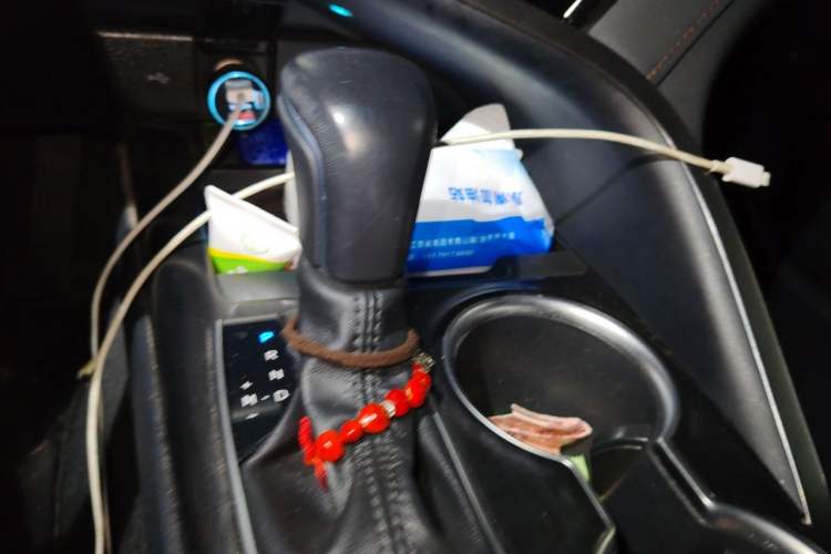 Used Toyota Camry 2021 2.0G Luxury Edition Gear Lever