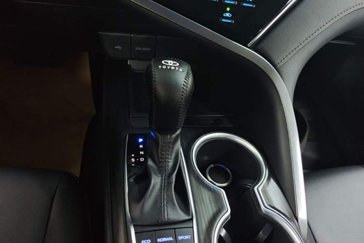 Used Toyota Camry 2021 Dual-Motor 2.5HG Luxury Edition Gear Lever