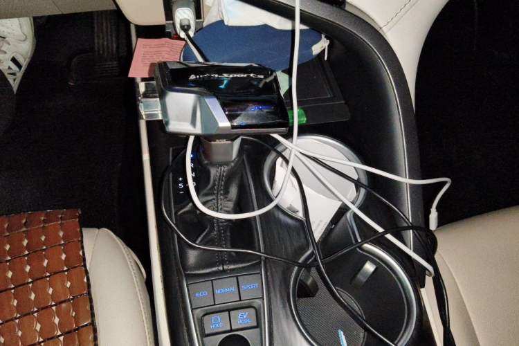 Used Toyota Camry 2021 Dual-Motor 2.5 HGVP Leading Edition Gear Lever