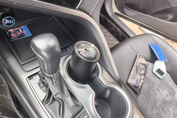 Used Toyota Camry 2021 2.0S FENGSHANG Edition Gear Lever
