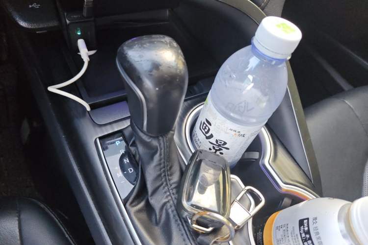 Used Toyota Camry 2021 2.0G Luxury Edition Gear Lever