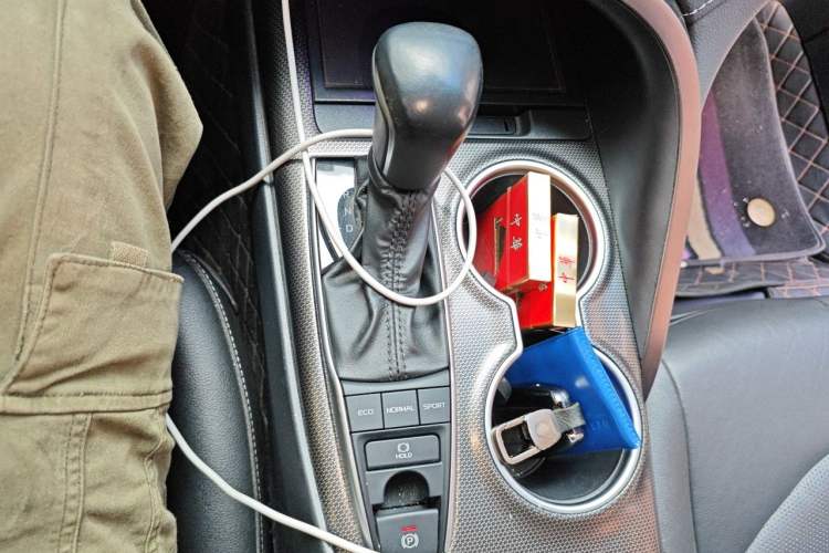 Used Toyota Camry 2021 2.5S Fēngshàng Edition Gear Lever