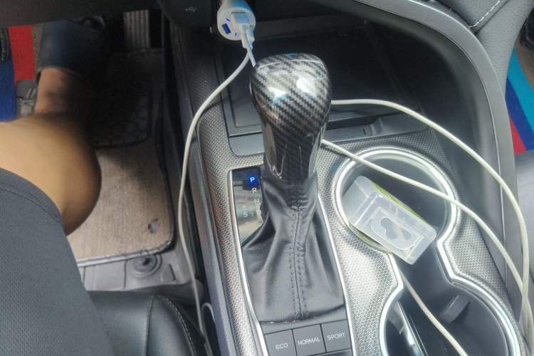Used Toyota Camry 2021 2.5S Fēngshàng Edition Gear Lever