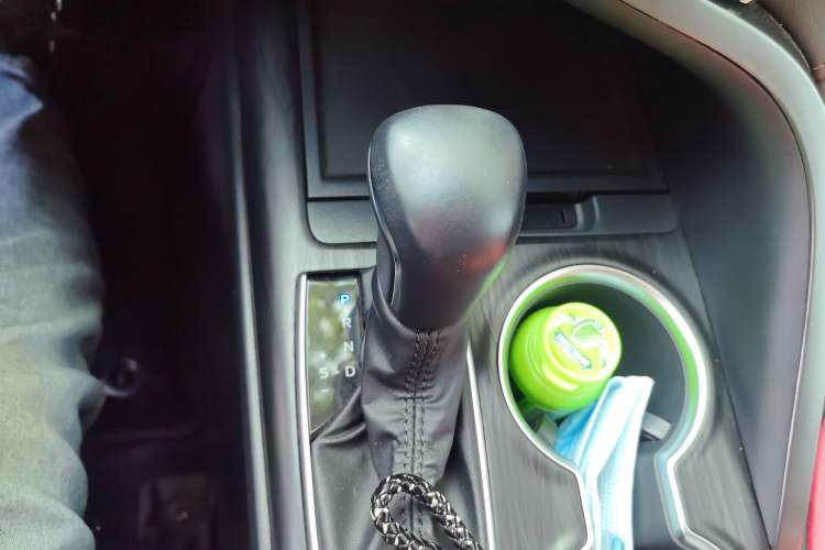 Used Toyota Camry 2021 2.5G Luxury Edition Gear Lever