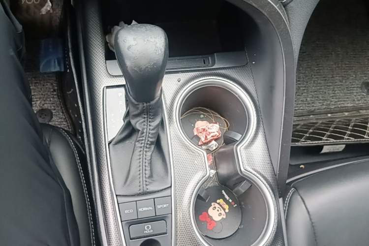 Used Toyota Camry 2021 2.5S Fēngshàng Edition Gear Lever