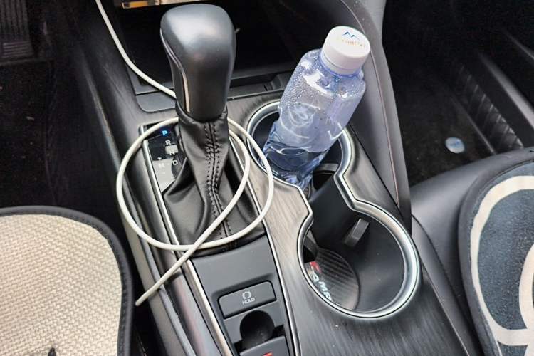 Used Toyota Camry 2021 2.0G Luxury Edition Gear Lever