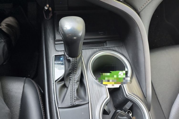 Used Toyota Camry 2021 2.0G Luxury Edition Gear Lever