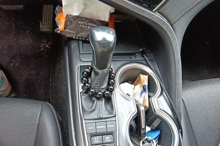 Used Toyota Camry 2021 Dual-Motor 2.5HG Luxury Edition Gear Lever