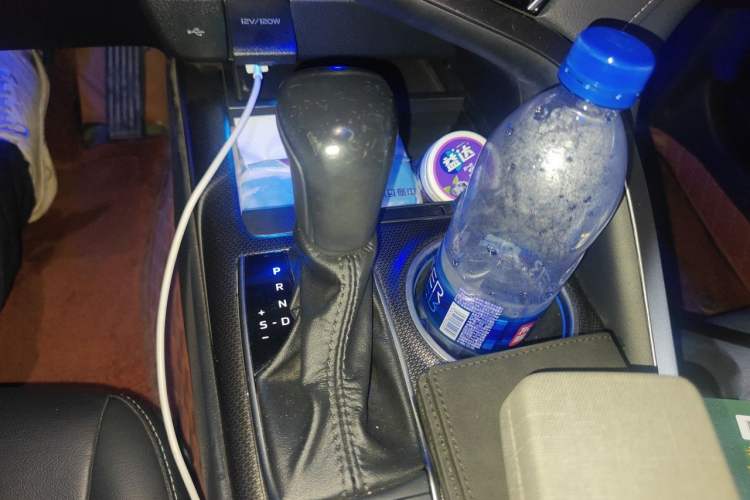 Used Toyota Camry 2021 2.5S Fēngshàng Edition Gear Lever
