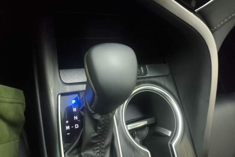 Used Toyota Camry 2021 2.0G Luxury Edition Gear Lever
