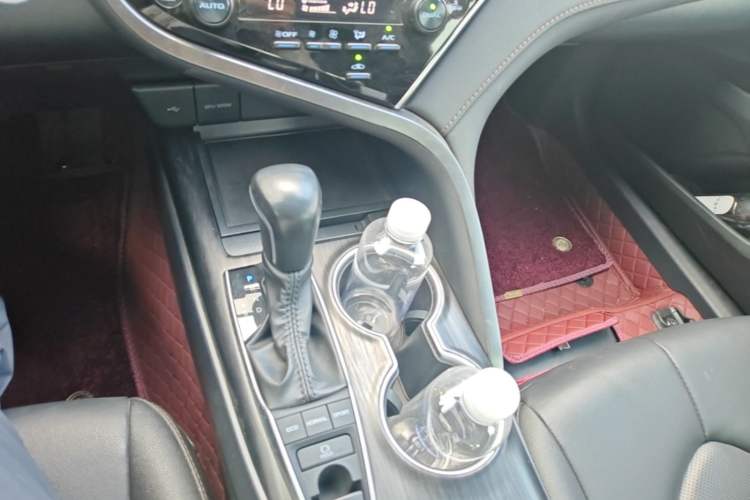 Used Toyota Camry 2021 2.5G Luxury Edition Gear Lever
