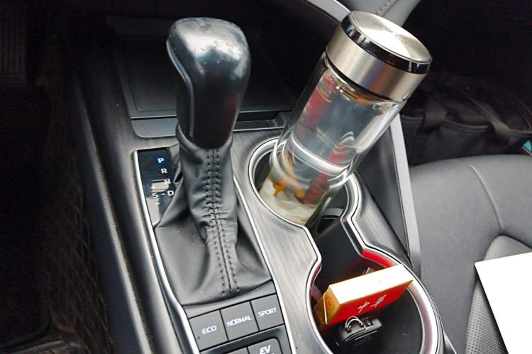 Used Toyota Camry 2021 Dual-Motor 2.5HG Luxury Edition Gear Lever
